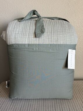NWT Full/Queen Textured Chambray Cotton Comforter & Sham Set Sage Green Casaluna
